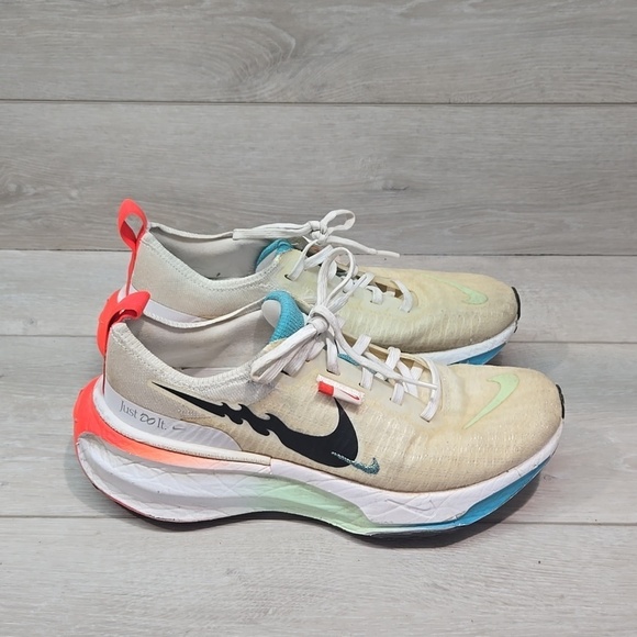 Nike Men\'s ZoonX Invinible Run 3 Multicolor Running Shoes Sz 6.5 main image 5